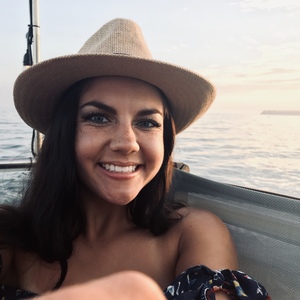 Lindsey Cavlovic's avatar