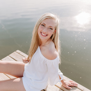 Ellie Fuller's avatar