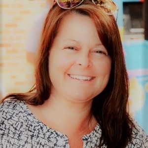 Anna Marie Henderson's avatar