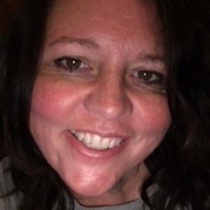 Evelyn Blade's avatar