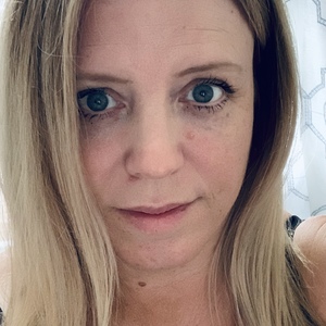 Laura Fobes's avatar