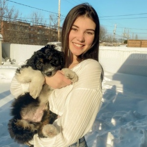 Maya Robinson's avatar