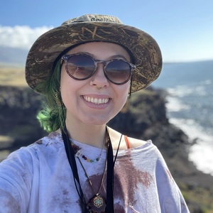 Colleen Curry's avatar