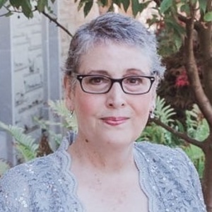 Kim Law's avatar