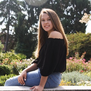 Annika B's avatar