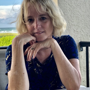 Jana Tompkins's avatar