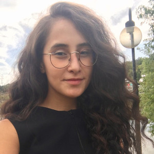 Elena Rus's avatar