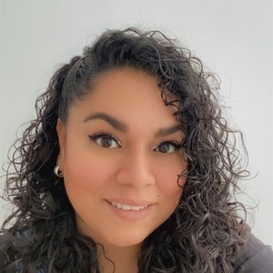 Nallely Hernandez's avatar