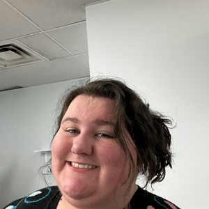 Katie Wooddell's avatar