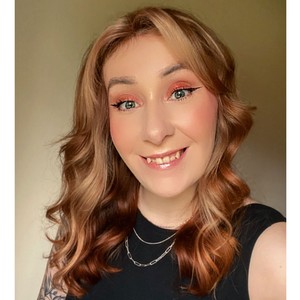 Elizabeth Strivens's avatar