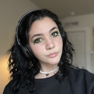 Ash Derk's avatar