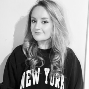 Emma Black's avatar