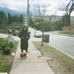 Jasmin R's avatar