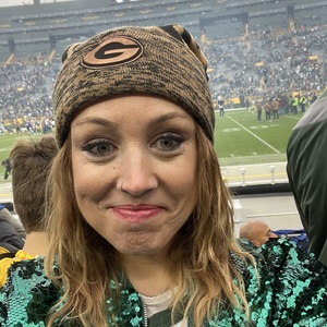 Ashley Estrada's avatar