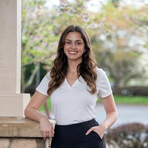 Claire Gregory's avatar