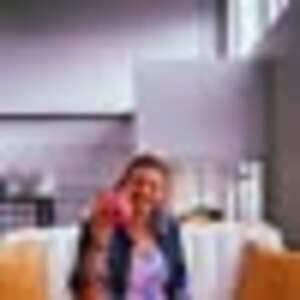 Melanie Nevins's avatar