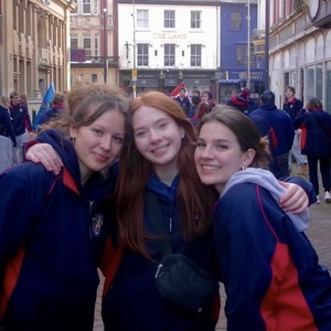 Chloe Cloutier's avatar