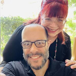 Julie Richards's avatar