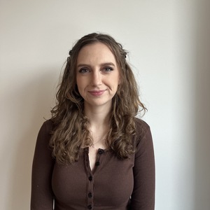 Evelyn Roth's avatar
