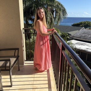 Isabella Nikazy's avatar