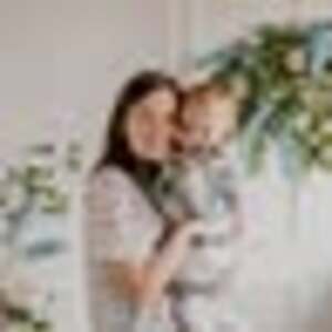 Nicole Leon's avatar