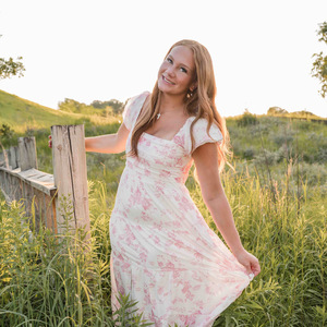 Josie Buesgens's avatar