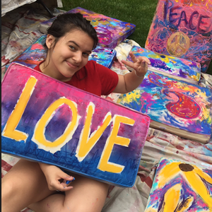 Julia Kagan's avatar