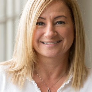 Jacqui Woods's avatar