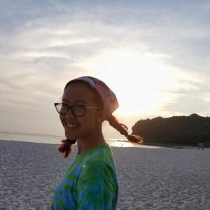 Elise Jinon's avatar