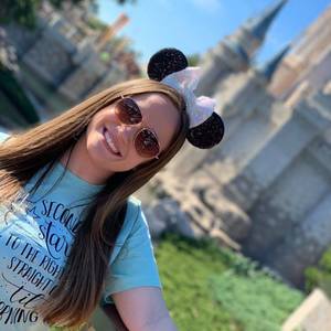 Nikki Castagne's avatar