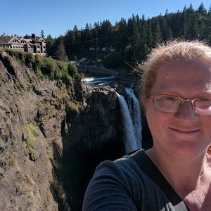 Beth Anderson's avatar